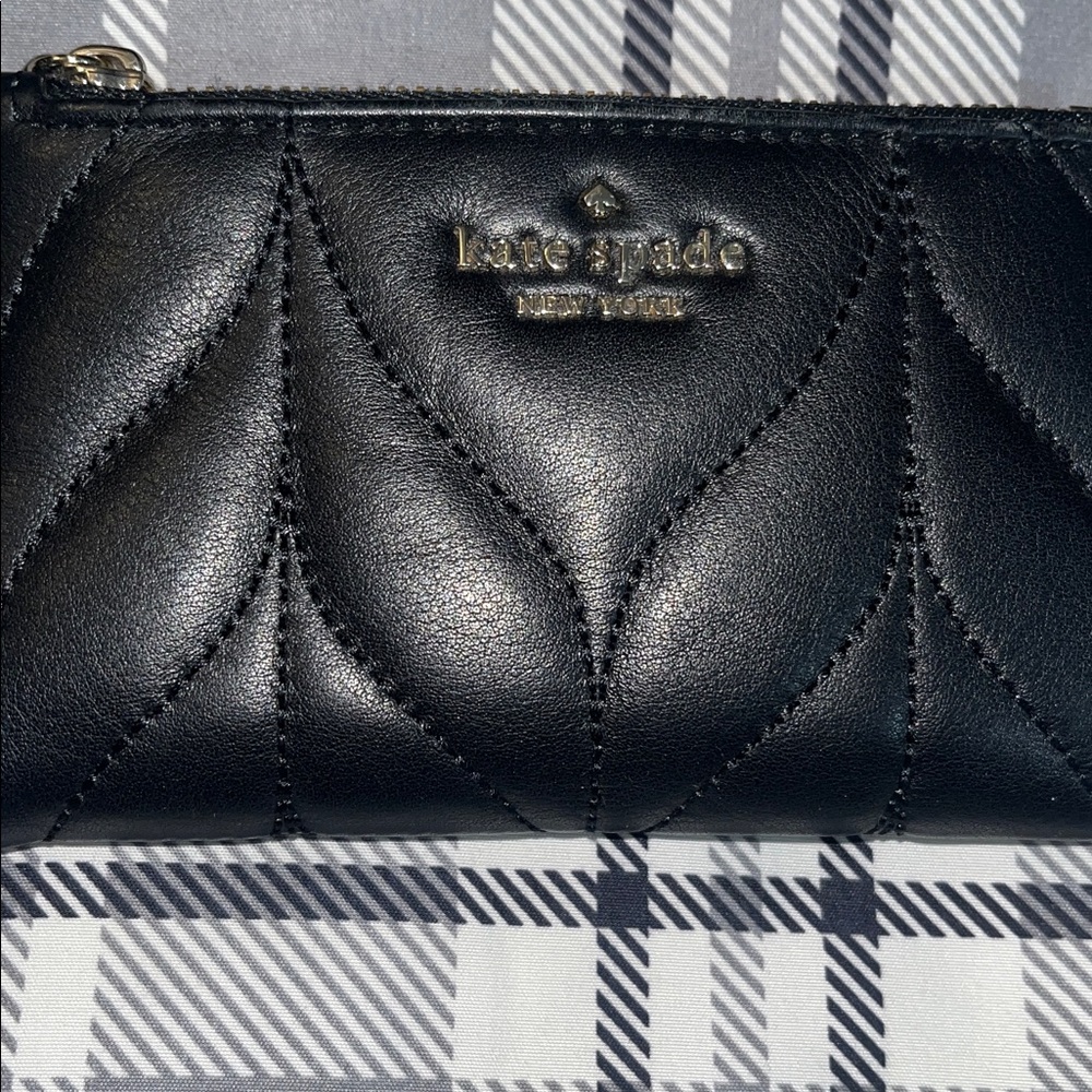 Kate Spade Briar Lane Quilted Wallet W/ Keychain - Picture 2 of 6